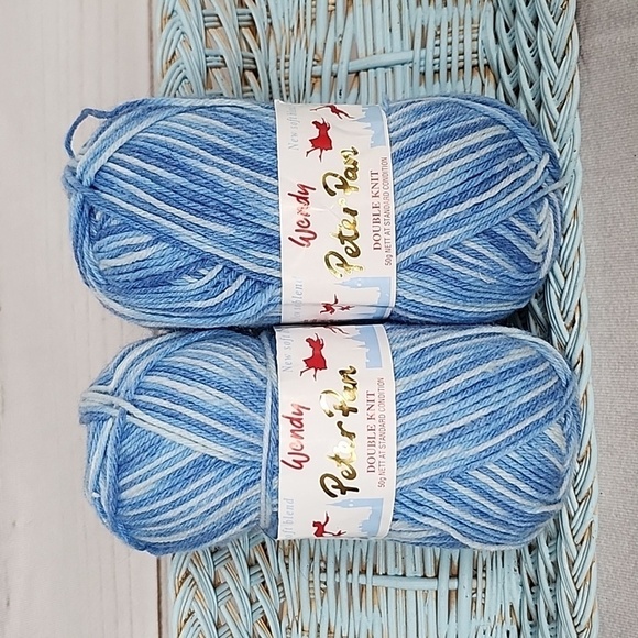 Wendy Peter Pan Blue Variegated Double Knit Baby Yarn - Picture 1 of 4